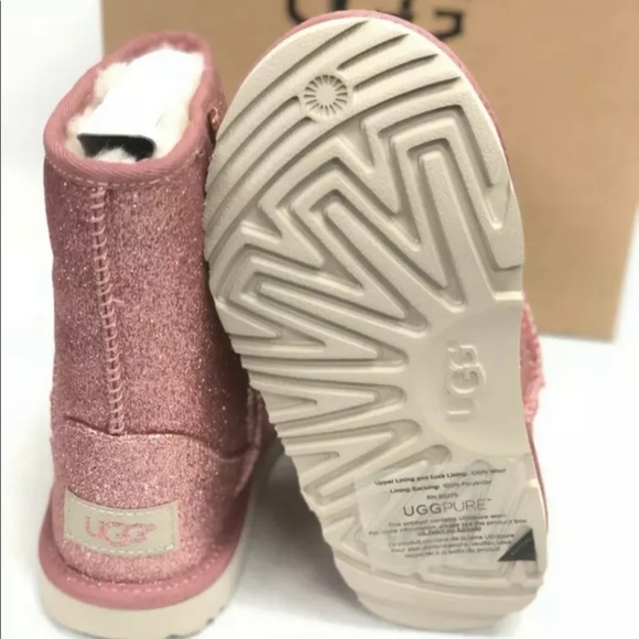 NEW UGG Classic Glitter Pink NEW Size 6 - Picture 3 of 8